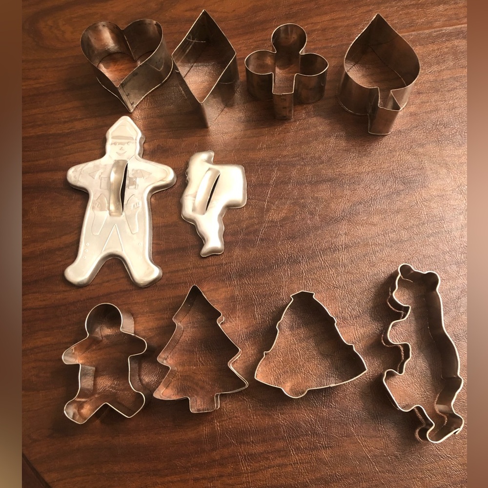 Vintage Cookie Cutters (10)